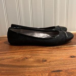 🖤Coach Canvas And Patent Leather With Metal Coach Logo Flats